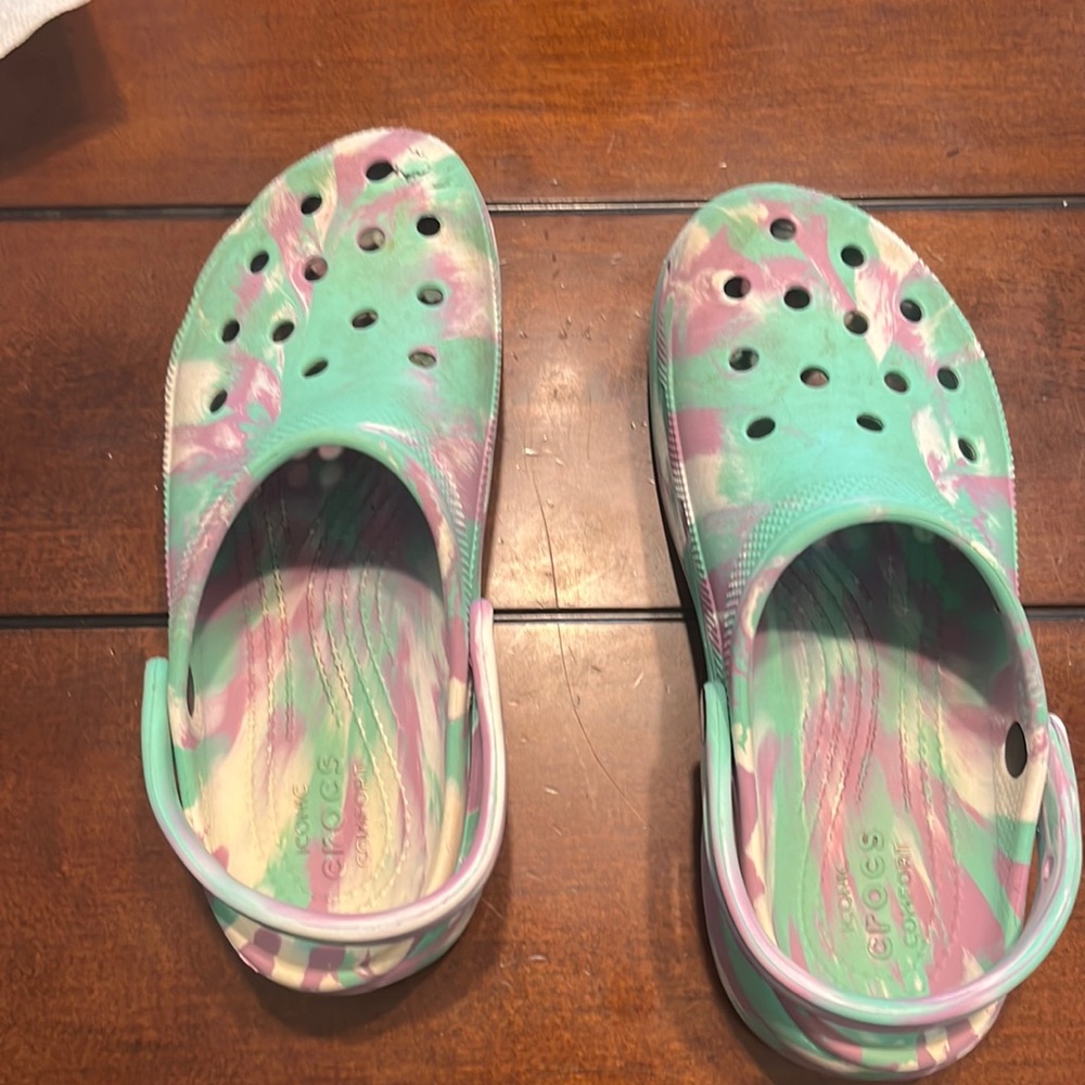 Crocs sandals.